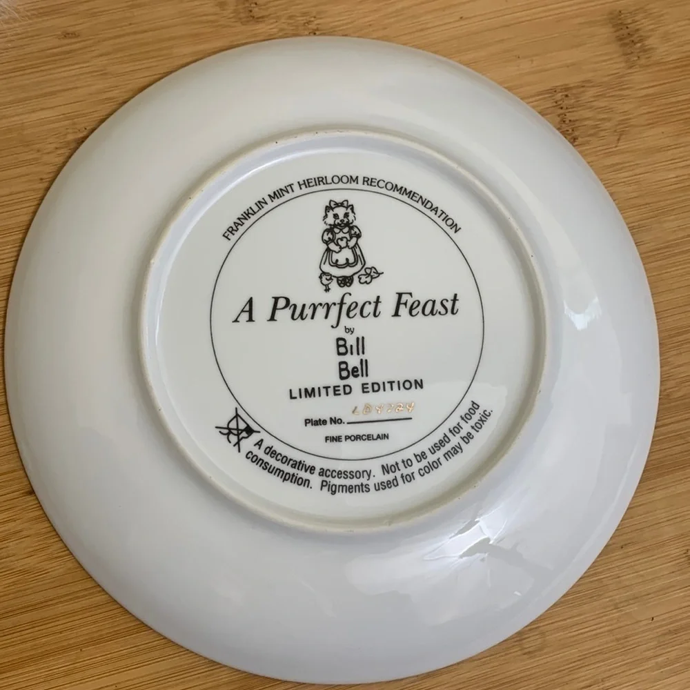 Franklin Mint | A Purrfect Feast Limited Edition Porcelain LD4724 24k Trim Plate